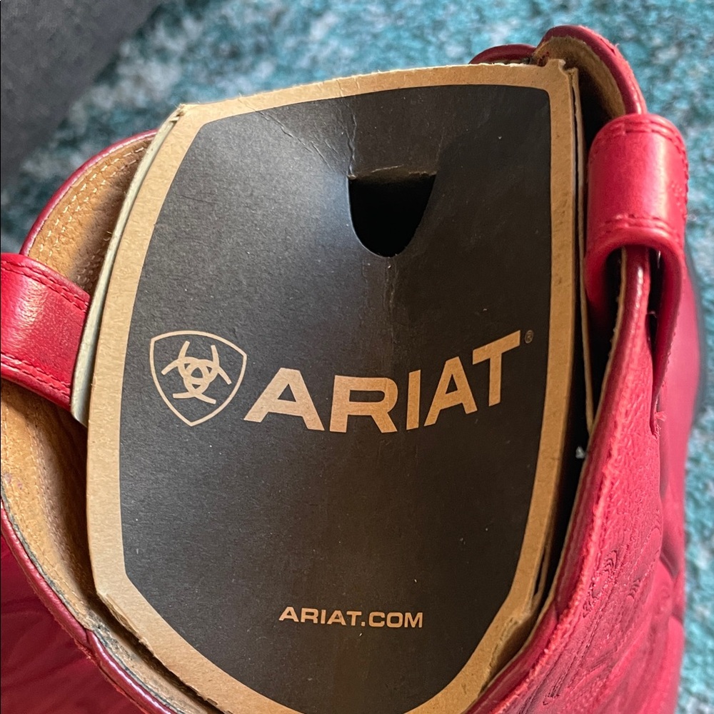 Ariat Vibrant Red Leather Western Boots - Picture 2 of 14